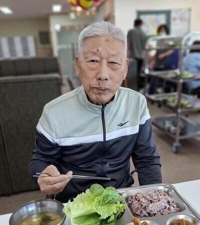 🥬어르신들께 정성껏 차려드린 점심, 제육쌈밥💚