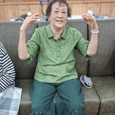 ✨손끝에서 피어나는 음악, 샌드 핑거 쉐이커 연주