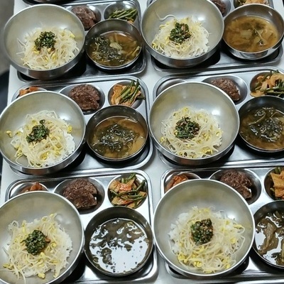 🥗 오늘의 점심식사 – 콩나물비빔밥